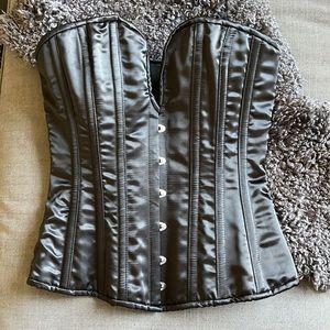 NWT Steel Boned Overbust Plunge Corset Black Satin